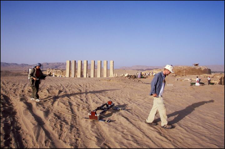 Scanning the soil using Radar: We’ve seen it in documentaries: excavations are t ...