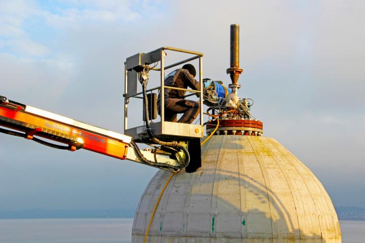 Eine erste Testphase mit einem 1:10-Modell wurde im Bodensee bereits erfolgreich ...