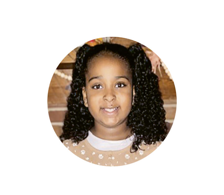 Kinderaugen blicken in die Zukunft