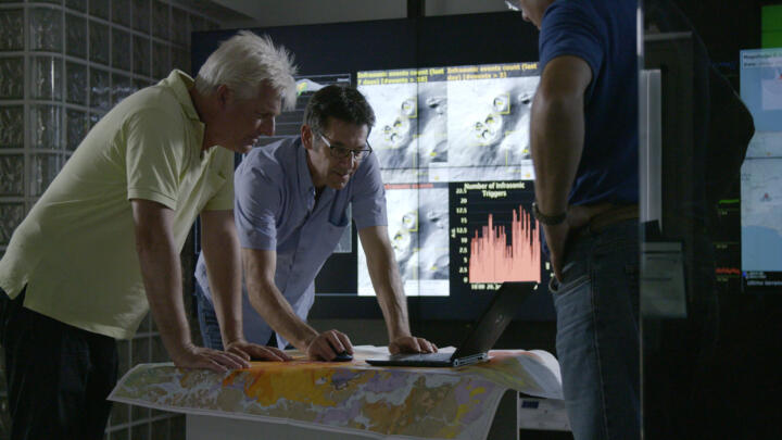 Can animals sense natural catastrophes before they happen? On the slopes of the ...